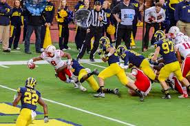 伯恩茅斯的 伯恩茅斯的