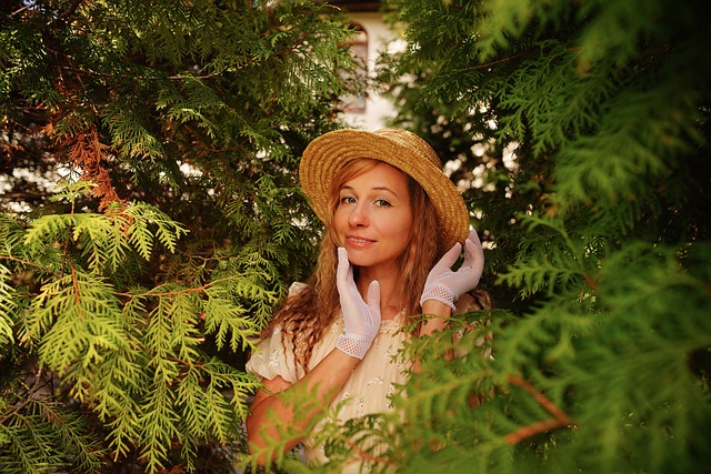 目前深陷保 目前深陷保